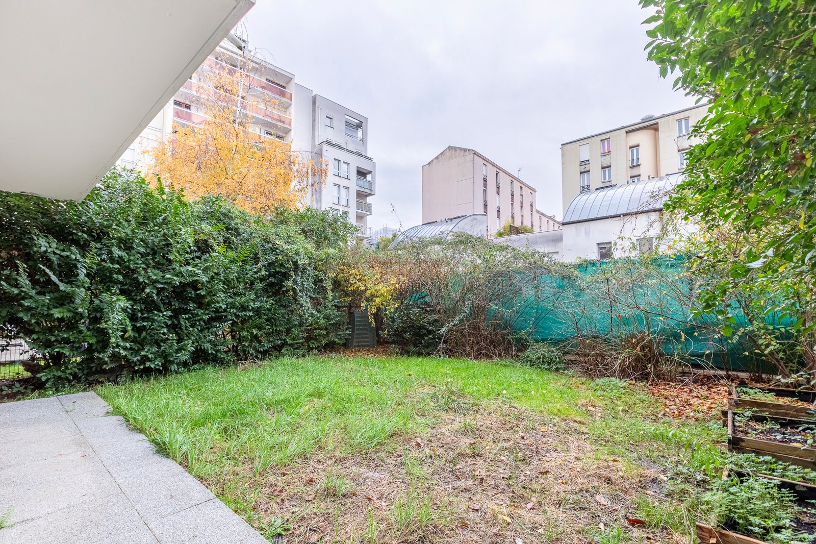 Clichy / 2 pièces avec terrasse et jardin