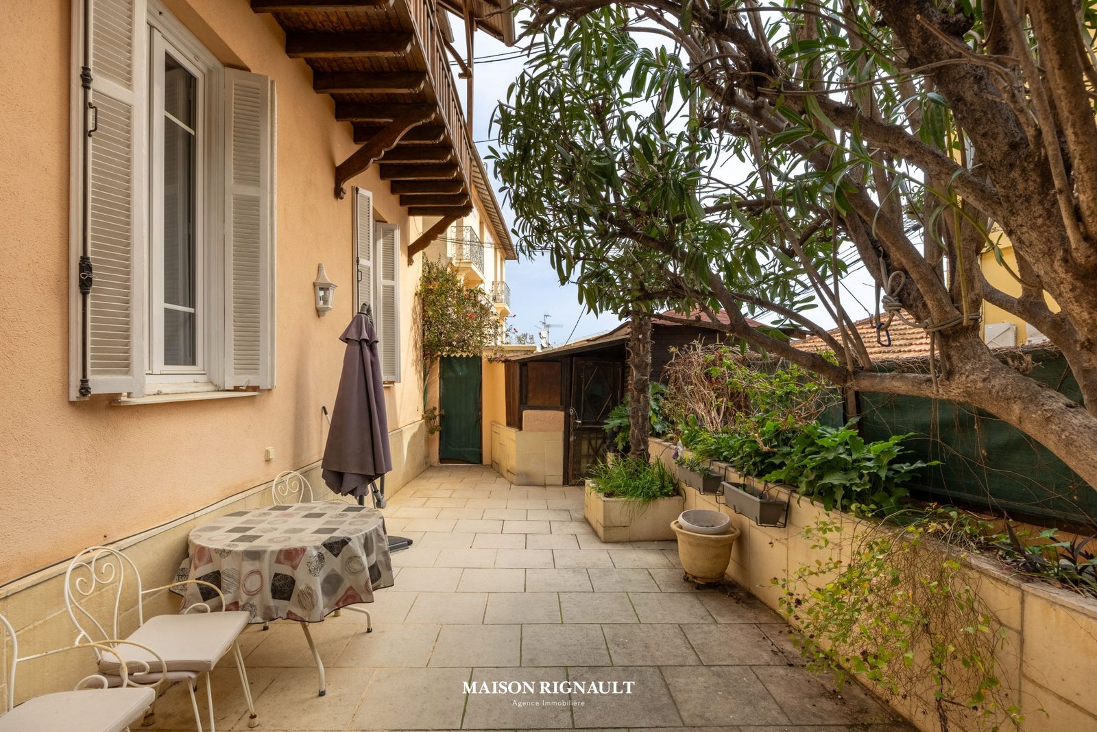 Beausoleil / Appartement atypique avec terrasse et vue mer