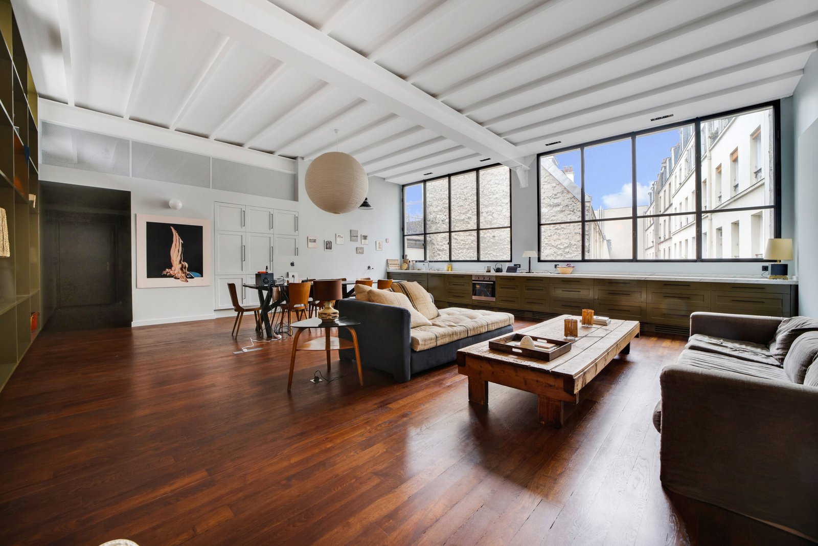 Paris 11e / Loft sublime dans un immeuble de la fin du XX ème siècle