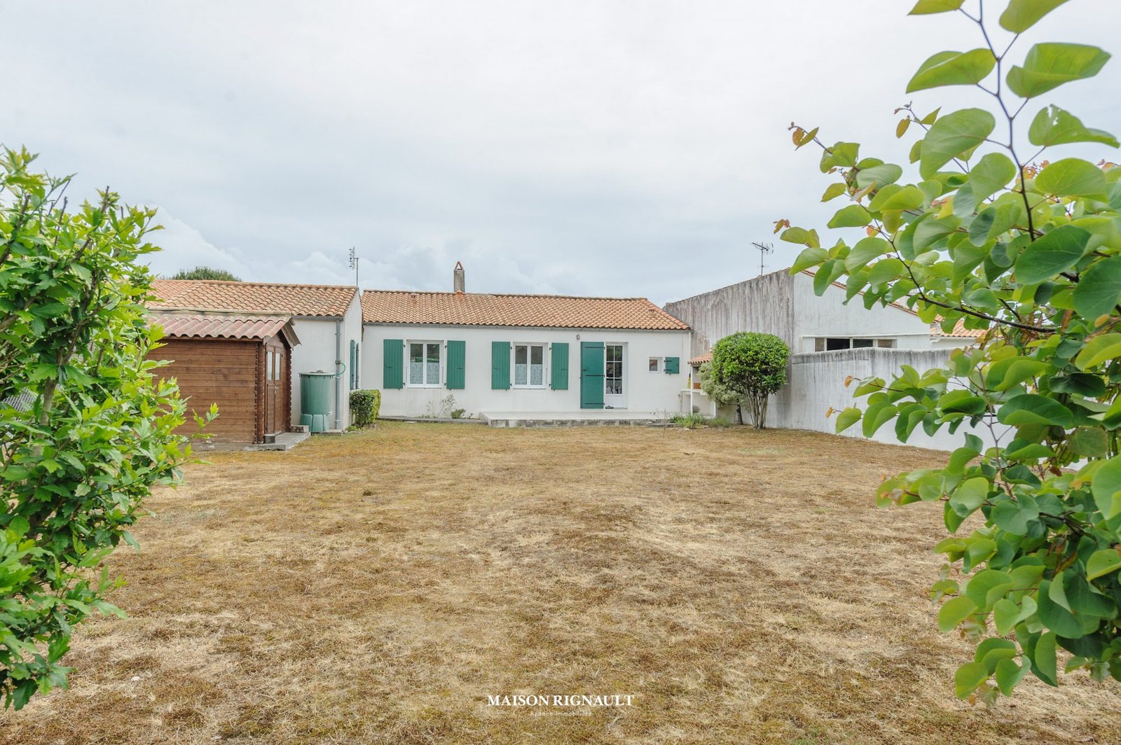 Île de Ré / Maison de 85m2 avec grand terrain.