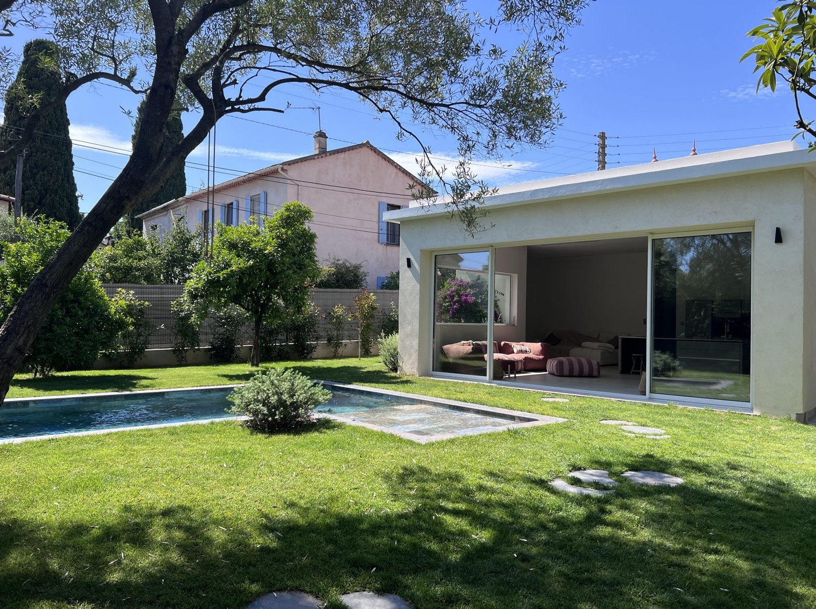 Cros de Cagnes / Villa contemporaine à proximité de la mer