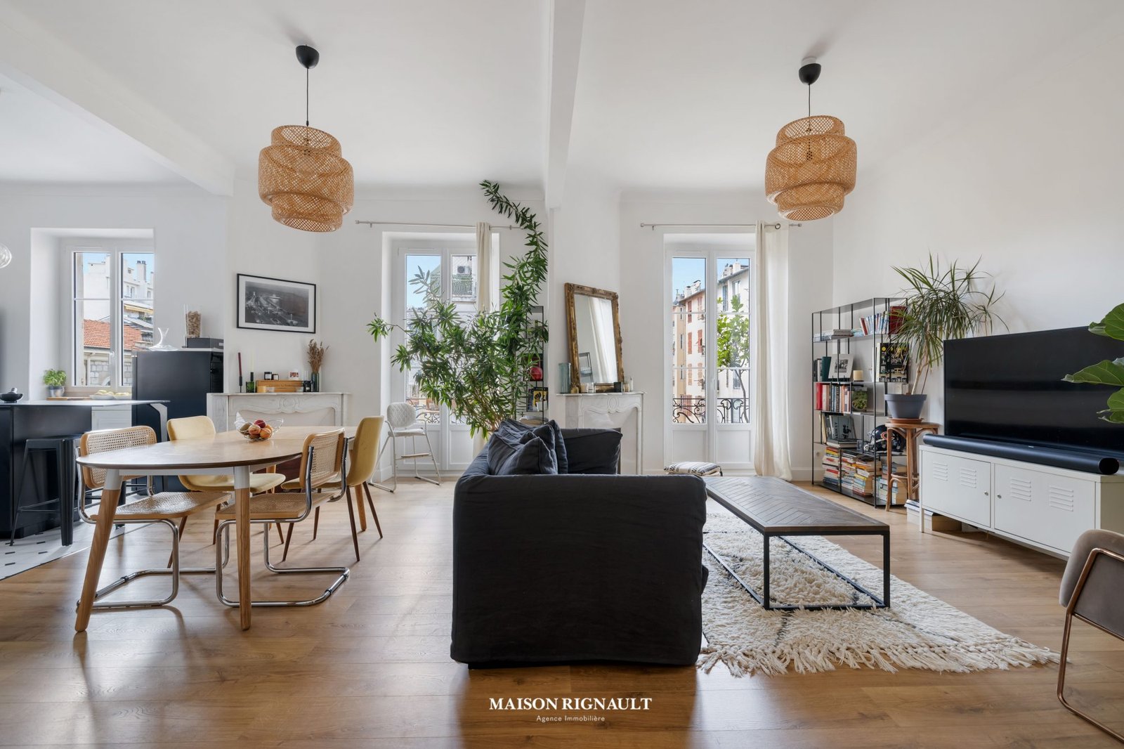 Bel appartement bourgeois 3/4 pièces en plein centre de Nice